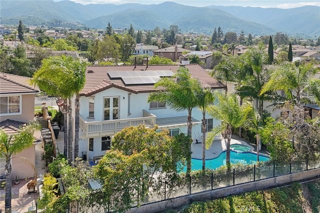 1041 Stanislaus Dr., Corona, CA 92881