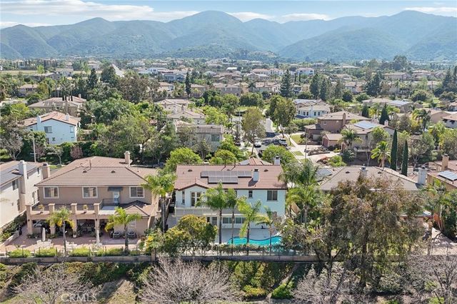 1041 Stanislaus Dr., Corona, CA 92881