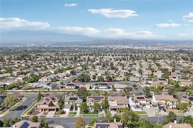 1041 Stanislaus Dr., Corona, CA 92881