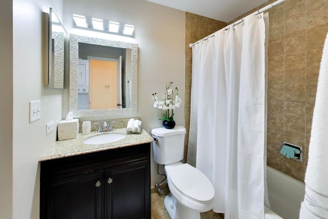 1225 Ranchview Court 0, Buffalo Grove, IL 60089