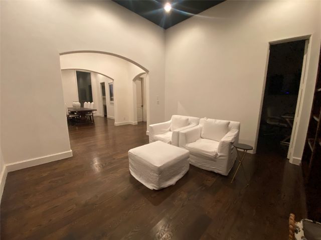 5110 Elsby Avenue, Dallas, TX 75209