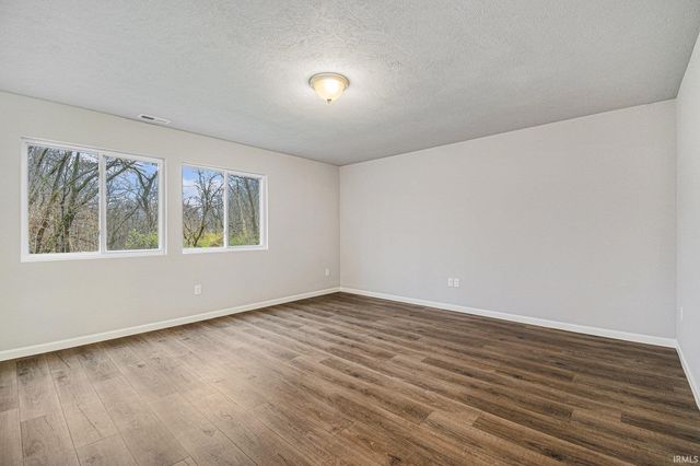 2217 Miami Trail, Huntington, IN 46750