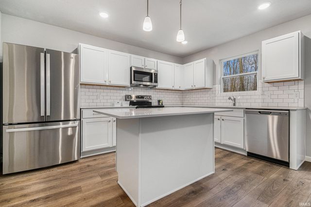 2217 Miami Trail, Huntington, IN 46750