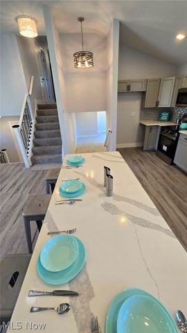2887 Nancy Circle, Brunswick, OH 44212