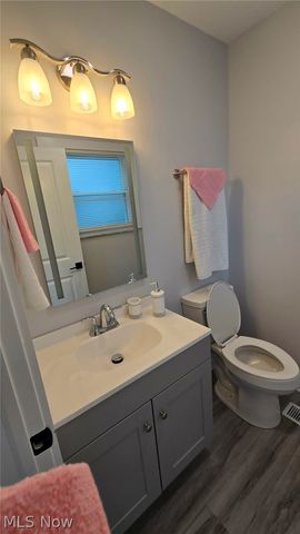 2887 Nancy Circle, Brunswick, OH 44212