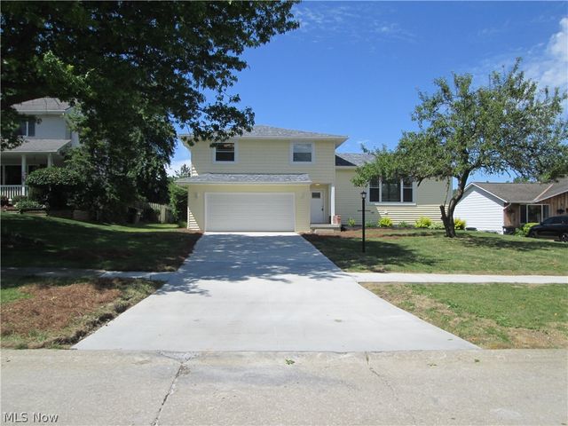 2887 Nancy Circle, Brunswick, OH 44212