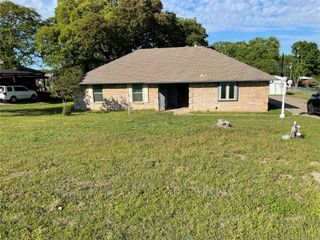 917 Wayne Trail, Azle, TX 76020