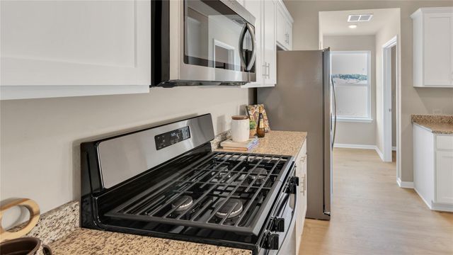 1821 Buntline Hitch DR, Leander, TX 78641