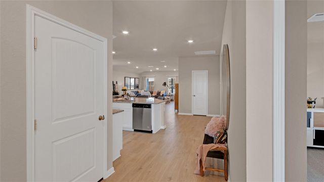 1821 Buntline Hitch DR, Leander, TX 78641