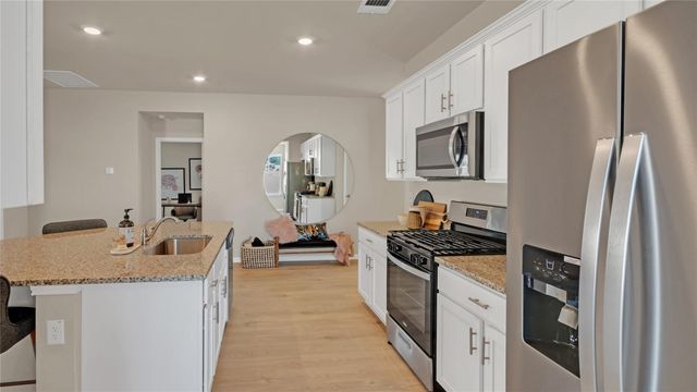 1821 Buntline Hitch DR, Leander, TX 78641