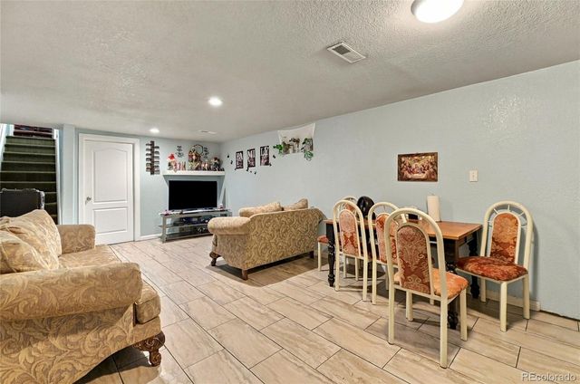 540 Uvalda Street, Aurora, CO 80011