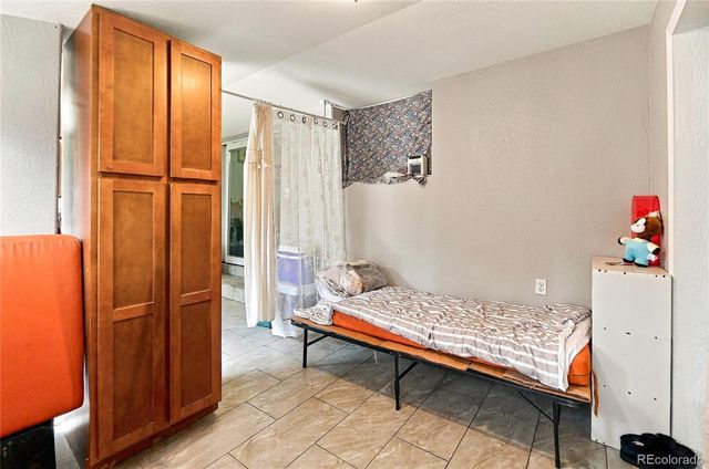 540 Uvalda Street, Aurora, CO 80011