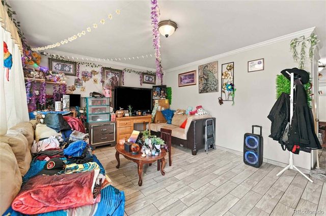 540 Uvalda Street, Aurora, CO 80011