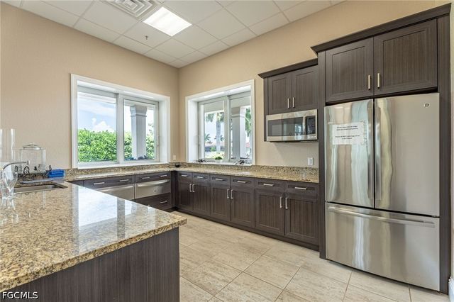 4334 Dutchess Park RD, Fort Myers, FL 33916