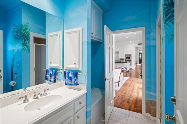 5495 Sugar Hill Drive, Houston, TX 77056