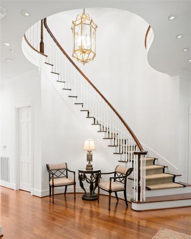 5495 Sugar Hill Drive, Houston, TX 77056