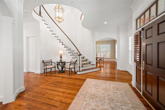 5495 Sugar Hill Drive, Houston, TX 77056