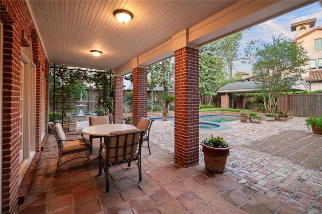 5495 Sugar Hill Drive, Houston, TX 77056