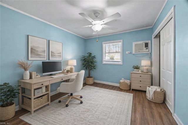 532 Harton Circle, Virginia Beach, VA 23452