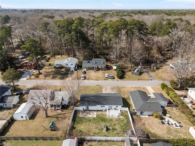 532 Harton Circle, Virginia Beach, VA 23452