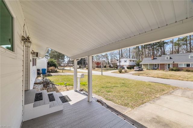 532 Harton Circle, Virginia Beach, VA 23452