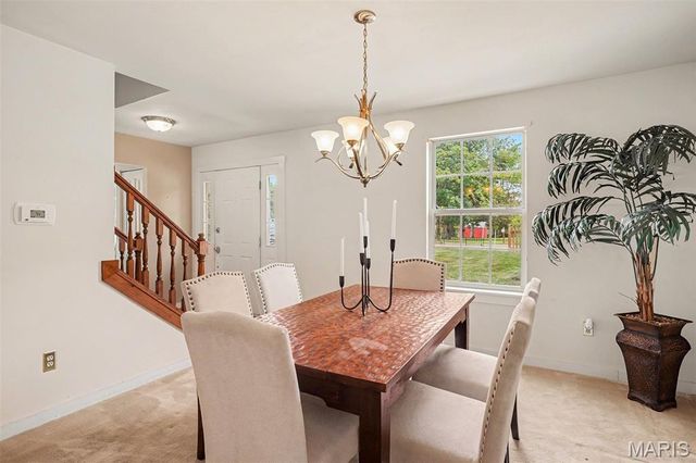 638 Old Ballwin Road, Ballwin, MO 63021