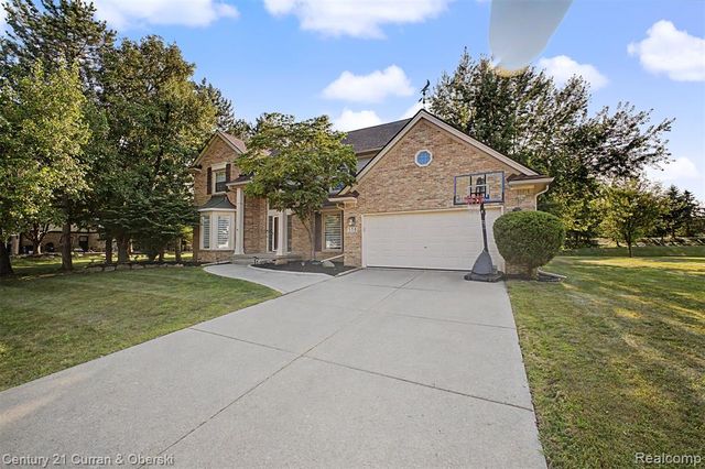 550 Fairfield Court, Canton, MI 48188