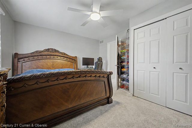 550 Fairfield Court, Canton, MI 48188