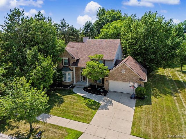 550 Fairfield Court, Canton, MI 48188