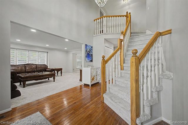 550 Fairfield Court, Canton, MI 48188