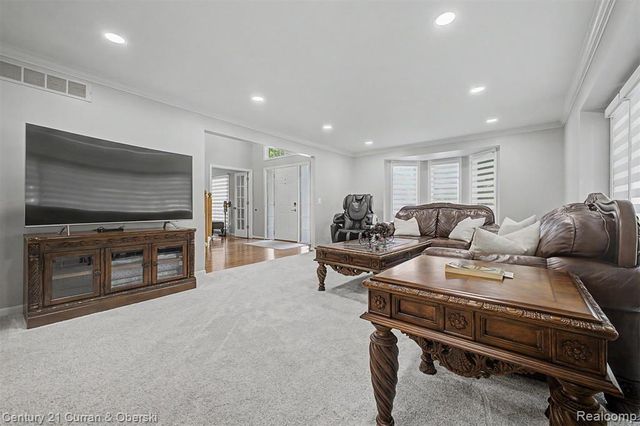550 Fairfield Court, Canton, MI 48188