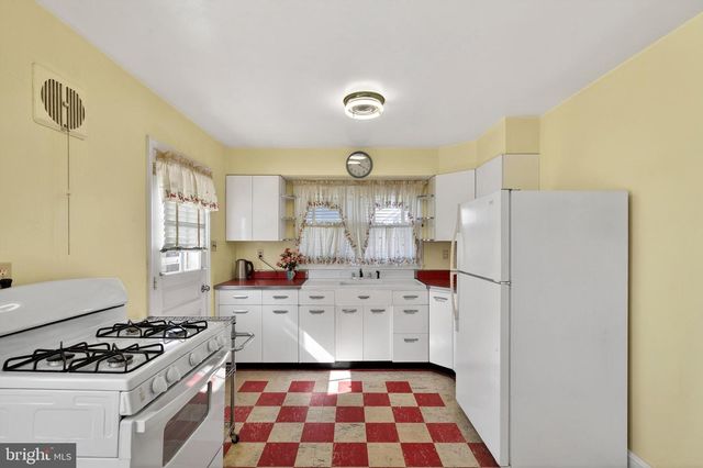 504 TYRONE AVE, Wilmington, DE 19804