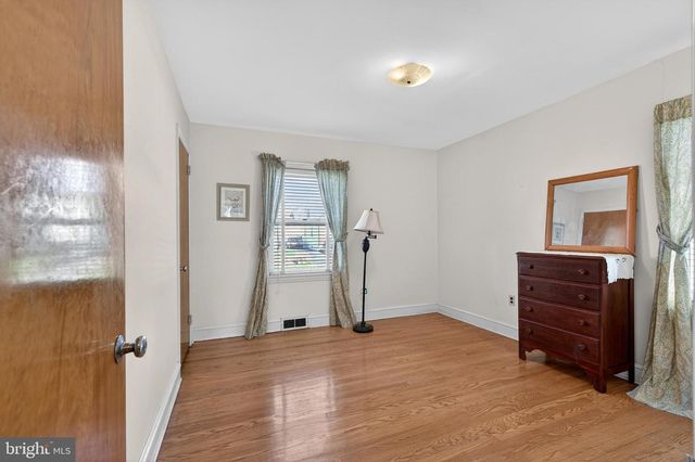 504 TYRONE AVE, Wilmington, DE 19804