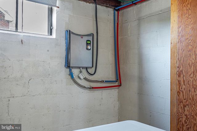 504 TYRONE AVE, Wilmington, DE 19804