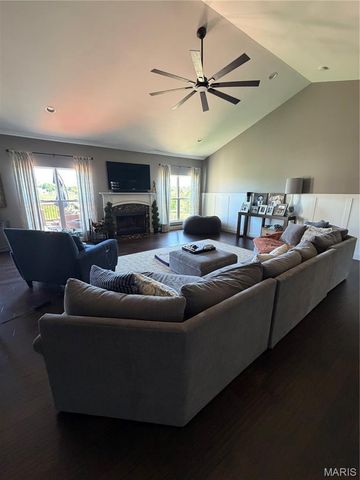 10429 Appomattox Station Court, St Louis, MO 63123