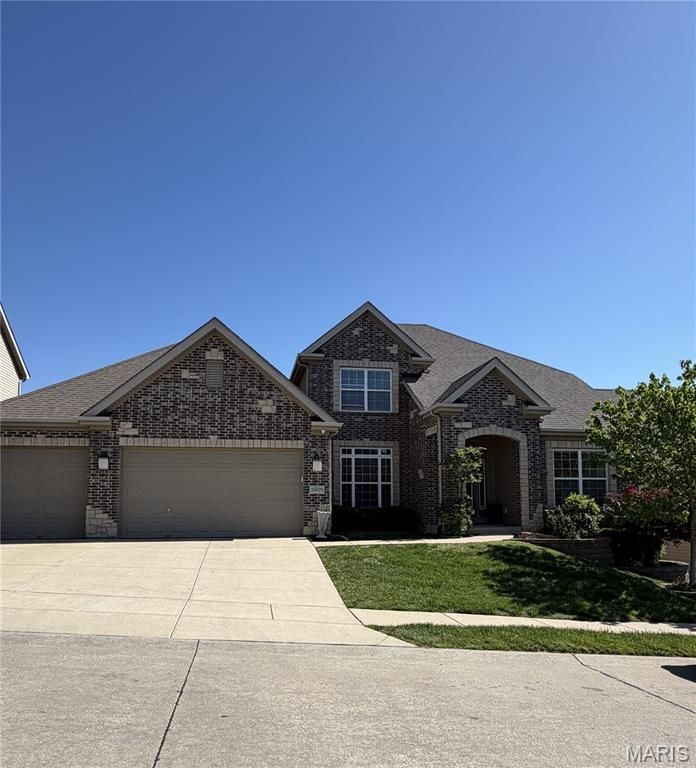 10429 Appomattox Station Court, St Louis, MO 63123