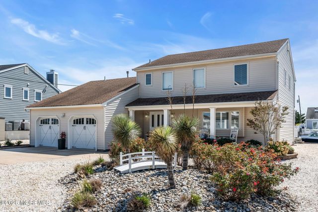 327 Tide Pond Road, Mantoloking, NJ 08738