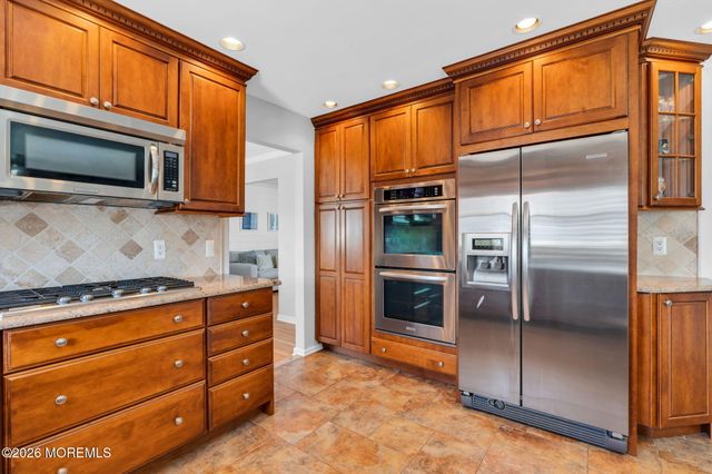 327 Tide Pond Road, Mantoloking, NJ 08738