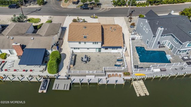 327 Tide Pond Road, Mantoloking, NJ 08738
