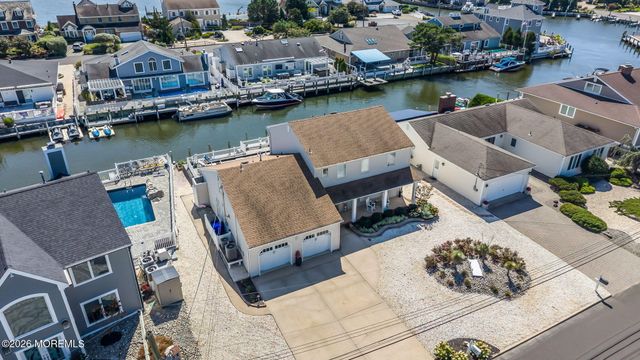 327 Tide Pond Road, Mantoloking, NJ 08738