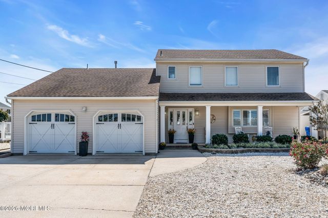 327 Tide Pond Road, Mantoloking, NJ 08738