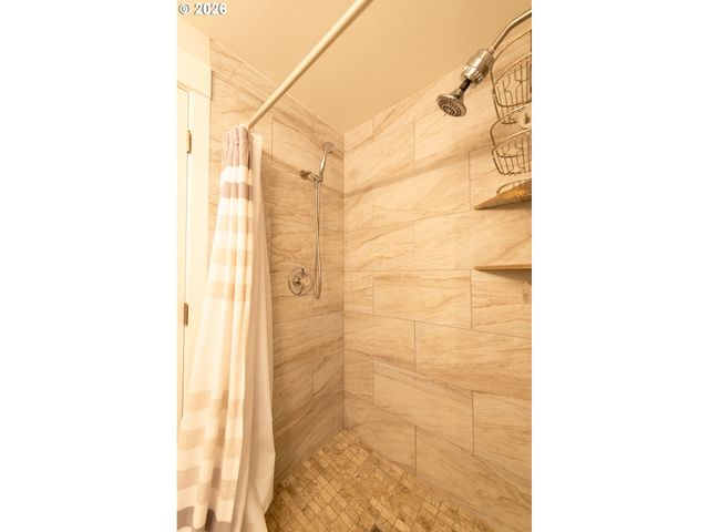 6414 Ne 43RD St, Vancouver, WA 98661