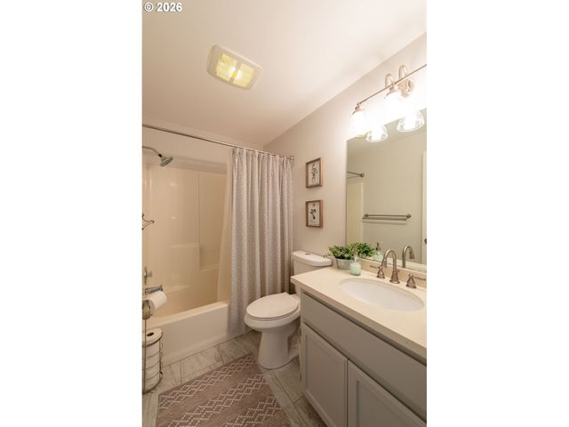 6414 Ne 43RD St, Vancouver, WA 98661