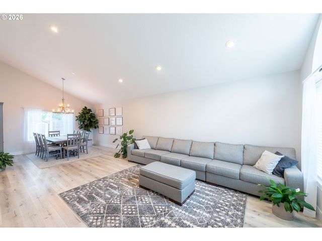 6414 Ne 43RD St, Vancouver, WA 98661
