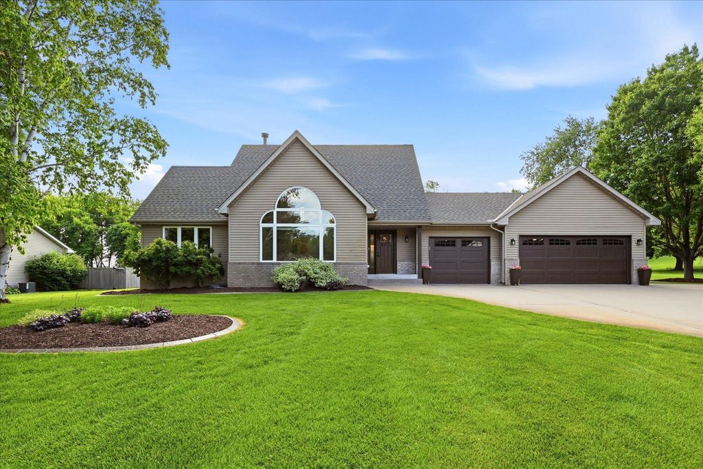 5311 Needham Avenue NE, Saint Michael, MN 55376