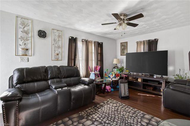 532 Battery AVE, Suffolk, VA 23434