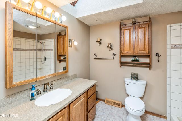 80 Collabeck Road, New Scotland, NY 12067