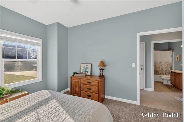 18685 Panther Ridge Drive 18, Battle Creek, MI 49017