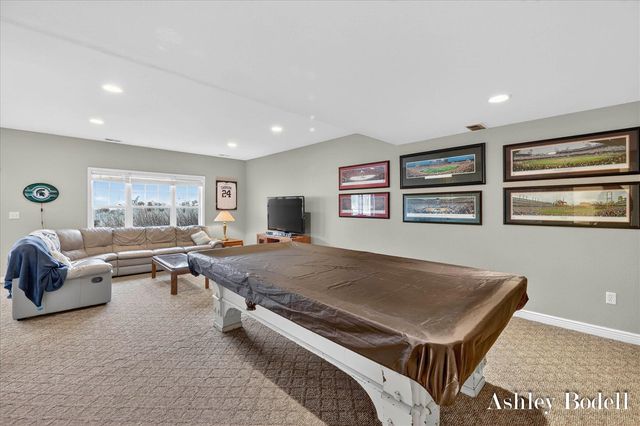 18685 Panther Ridge Drive 18, Battle Creek, MI 49017