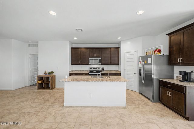 12035 E LUPINE Lane, Florence, AZ 85132